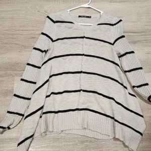 Womens lightweight sweater
